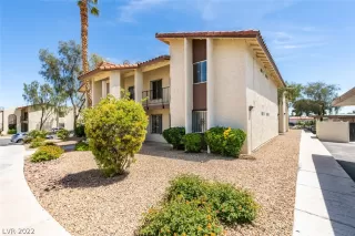 Photo #6: 2394929 Listing 