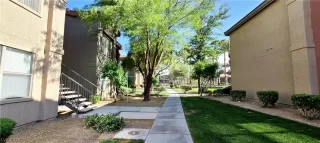 Photo #3: 2394939 Listing