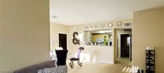 Photo #5: 2394939 Listing