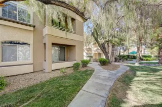 Photo #1: 2394957 Listing 