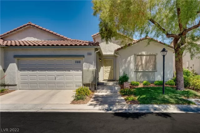 MLS: 2394963 Condo For Sale