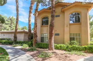 Photo #1: 2395014 Listing