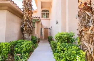 Photo #2: 2395014 Listing