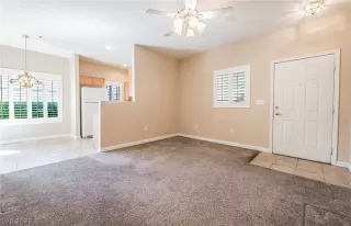 Photo #6: 2395034 Listing