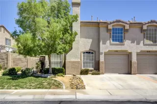 Photo #1: 2395039 Listing 