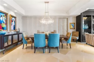 Photo #6: 2395090 Listing