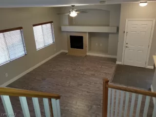 Photo #1: 2395137 Listing 