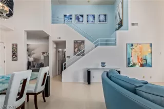 Photo #3: 2395175 Listing 