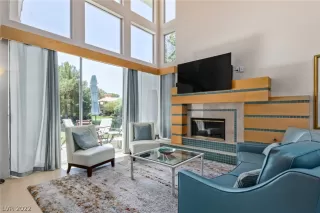 Photo #6: 2395175 Listing 