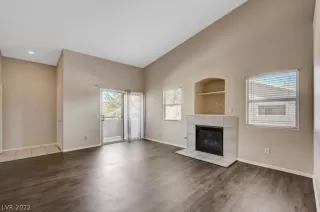 Photo #2: 2395191 Listing 