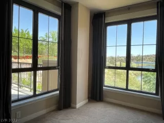 Photo #6: 2395206 Listing 