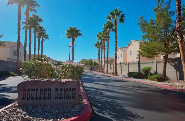 MLS: 2395275 Condo For Sale