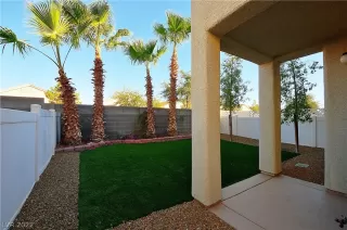 Photo #2: 2395275 Listing 