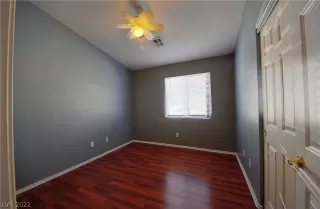 Photo #5: 2395275 Listing 