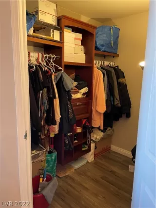 Photo #4: 2395303 Listing