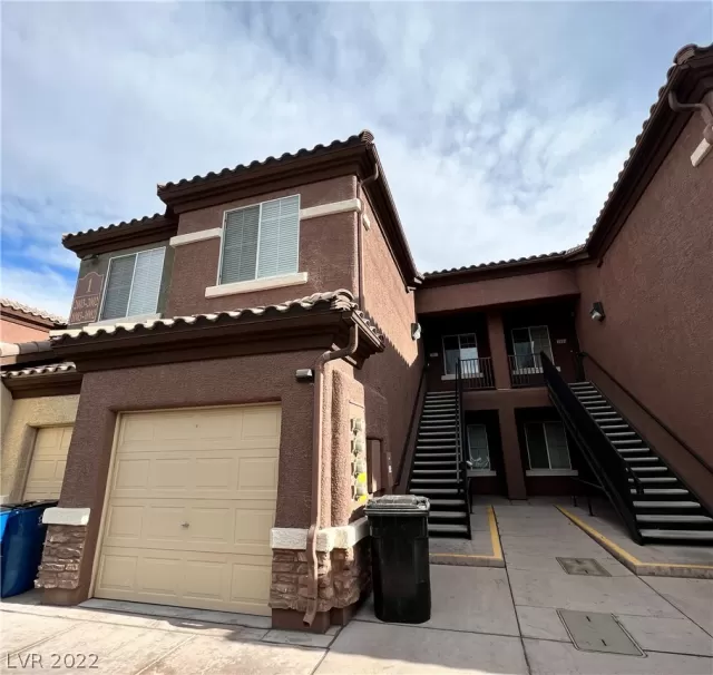 MLS: 2395388 Condo For Sale