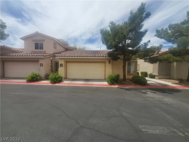 MLS: 2395445 Condo For Sale