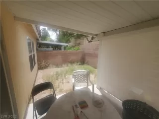 Photo #4: 2395445 Listing