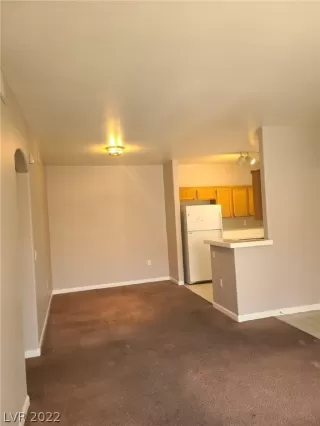 Photo #1: 2395456 Listing