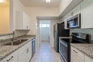 Photo #3: 2395510 Listing 