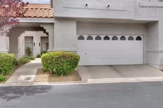 Photo #1: 2395511 Listing