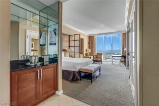 Photo #4: 2395519 Listing 