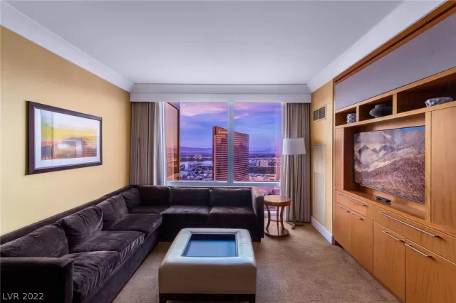 MLS: 2395523 Condo For Sale