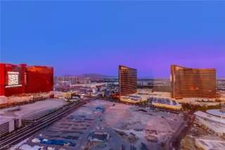 Photo #3: 2395523 Listing 