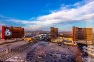 Photo #6: 2395523 Listing 