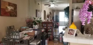 Photo #5: 2395537 Listing 