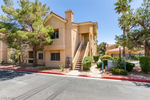 MLS: 2395557 Condo For Sale