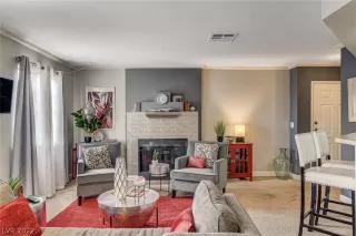 Photo #6: 2395576 Listing 