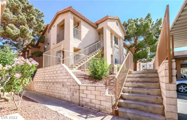 MLS: 2395579 Condo For Sale