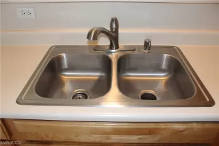 Photo #6: 2395625 Listing 