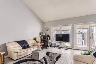 Photo #1: 2395641 Listing