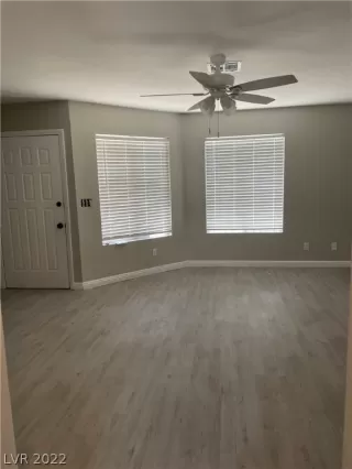 Photo #2: 2395689 Listing 