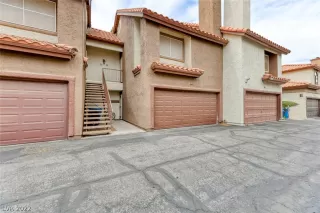 Photo #1: 2395694 Listing