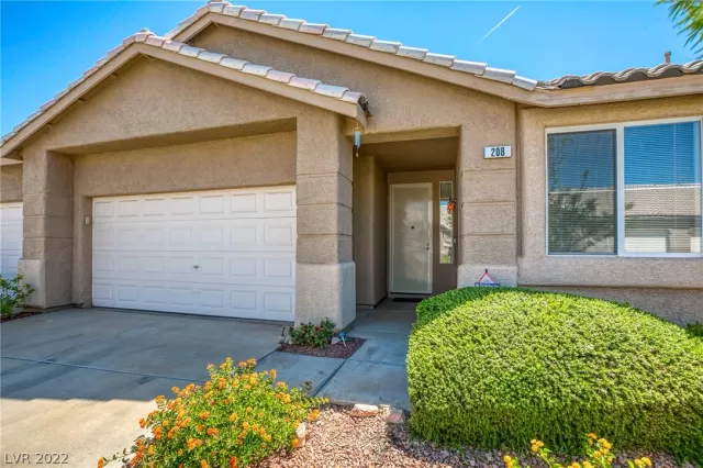 MLS: 2395720 Condo For Sale