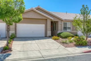 Photo #3: 2395720 Listing 