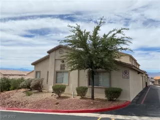 Photo #1: 2395722 Listing 