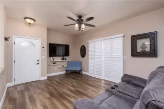 Photo #2: 2395752 Listing