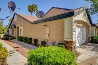 Photo #1: 2395757 Listing 