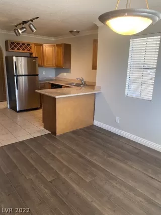 Photo #1: 2395771 Listing 