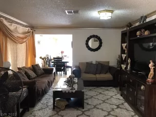 Photo #3: 2395778 Listing 