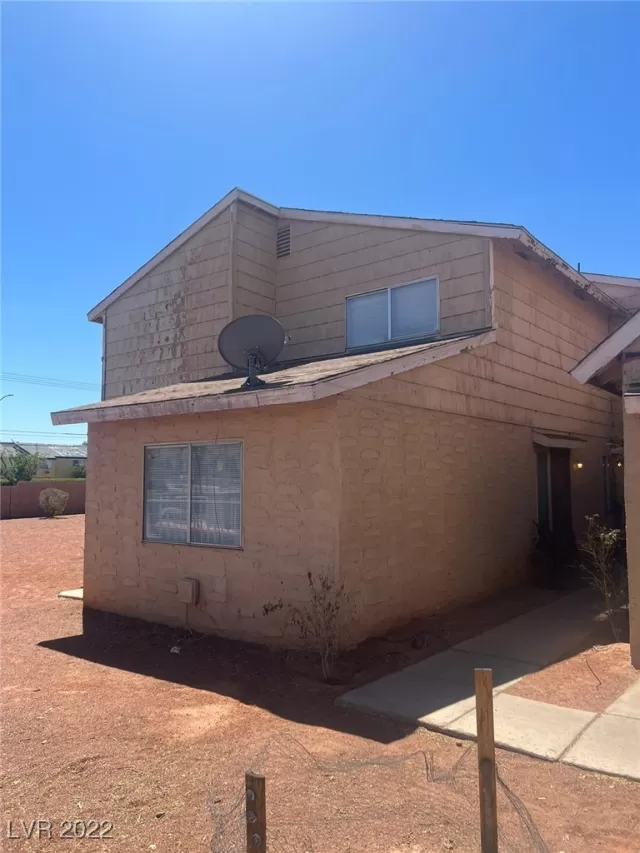 MLS: 2395881 Condo For Sale