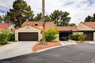 Photo #1: 2395887 Listing 