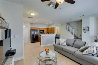 Photo #6: 2395954 Listing 