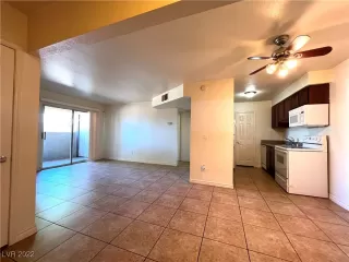 Photo #2: 2395960 Listing 