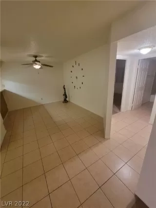 Photo #5: 2395970 Listing 