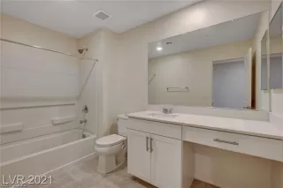 Photo #2: 2395987 Listing 